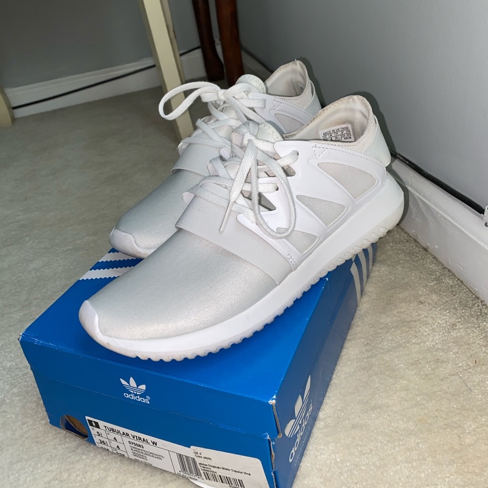 Adidas Tubular Viral white